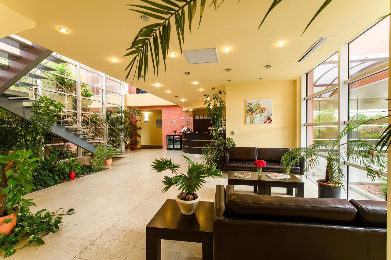 Hotel Torontal Temesvár Kültér fotó